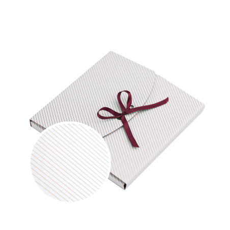 Small White Envelope with Gold Lines | 155x155x10 mm | Superbox