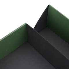 Divdurvju zaļa dāvanu kaste ar lenti | 340x190x85 mm | Superbox