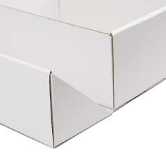 A5 formāta balta divdurvju kaste ar lentu, 220x150x85 mm