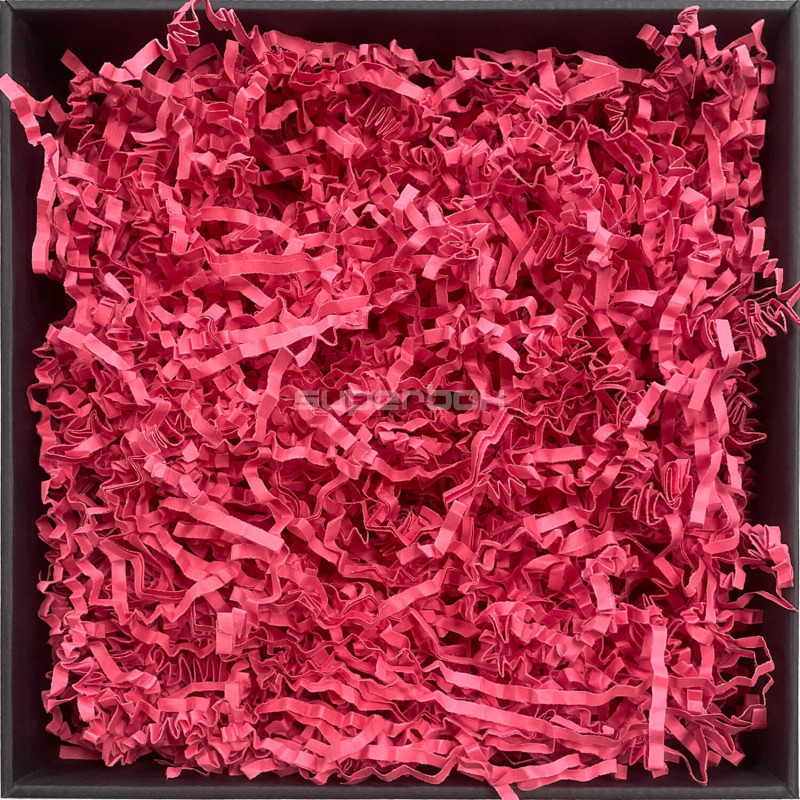 Ciets aveņu krāsas saplēsts papīrs – 4 mm, 1 kg Ciets aveņu krāsas saplēsts papīrs – 4 mm, 1 kg