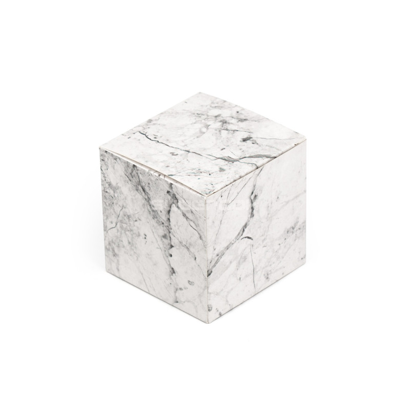 Small cube box with marble design, 73x73x73 mm
