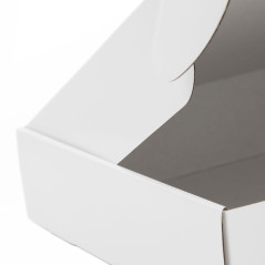 Large White Gift Box with Glossy Lamination for Corporate Gifts