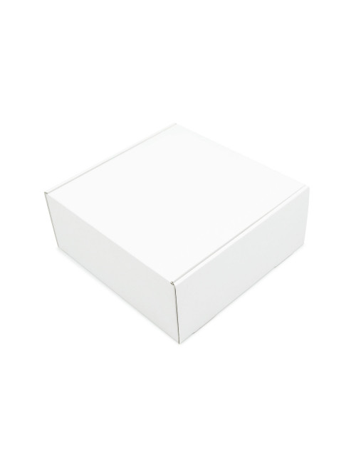 Balta liela kvadrātveida dāvanu kaste
