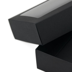 Black Two Piece Macarons Box