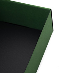 Зелёная коробка с окошком и чёрным нутром, 305x2185x85 мм